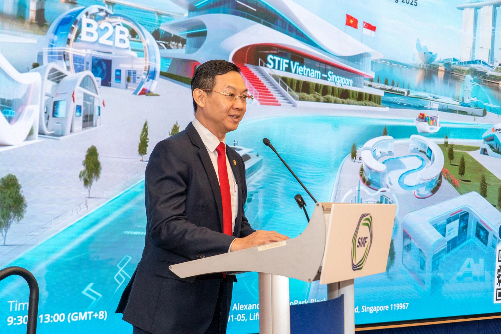 Ông Trần Phước Anh, Đại sứ Việt Nam tại Singapore phát biểu tại diễn đàn ngày 1/8