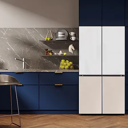 ตู้เย็น Bespoke 4 ประตูขนาด 648 ลิตร - Beverage Center™