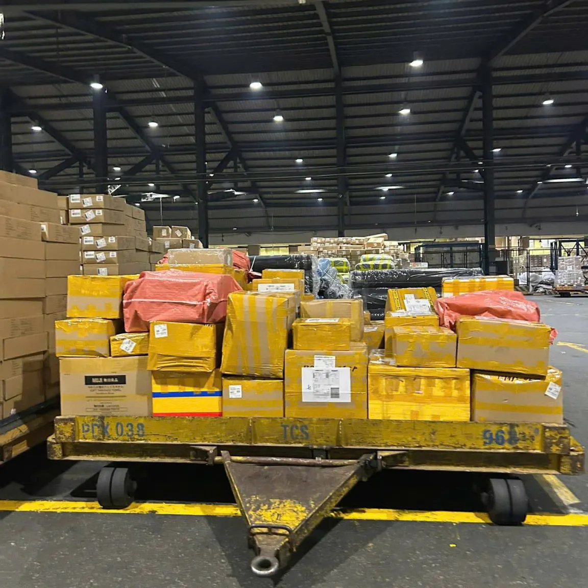 บริการจัดส่งสินค้าจากอังกฤษไปเวียดนาม