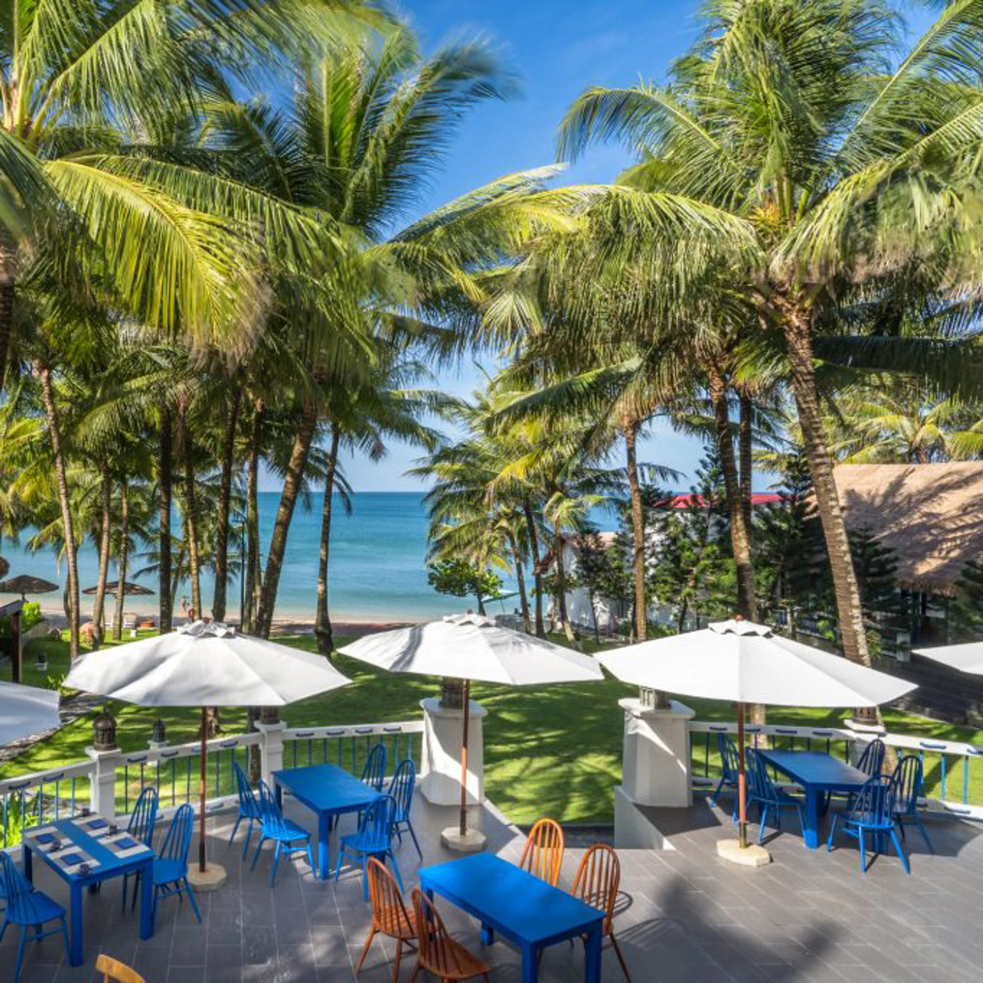 บริการบูติก L’Azure Resort and Spa