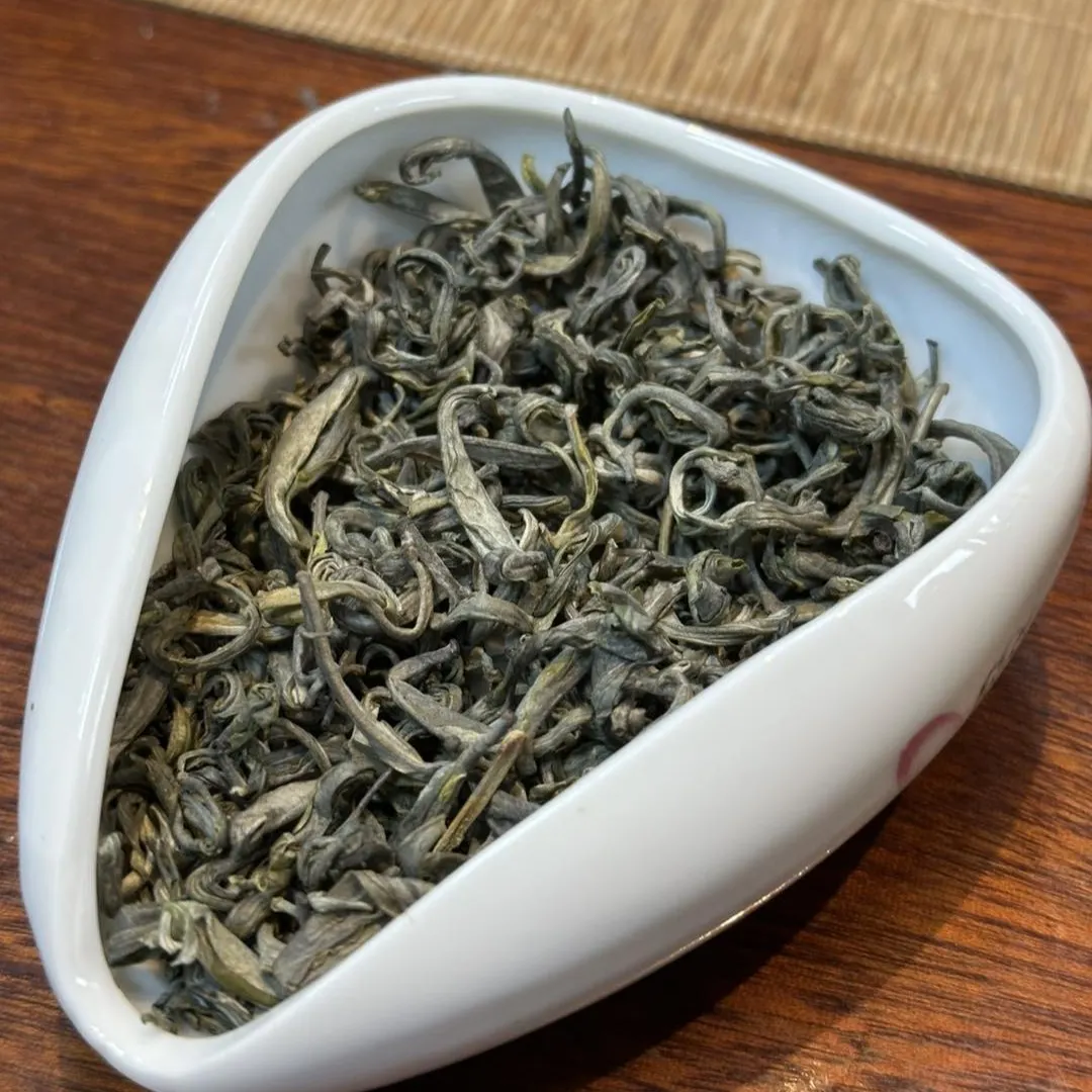 Diệp thanh trà - Trà xanh Shan tuyết Sính Phình