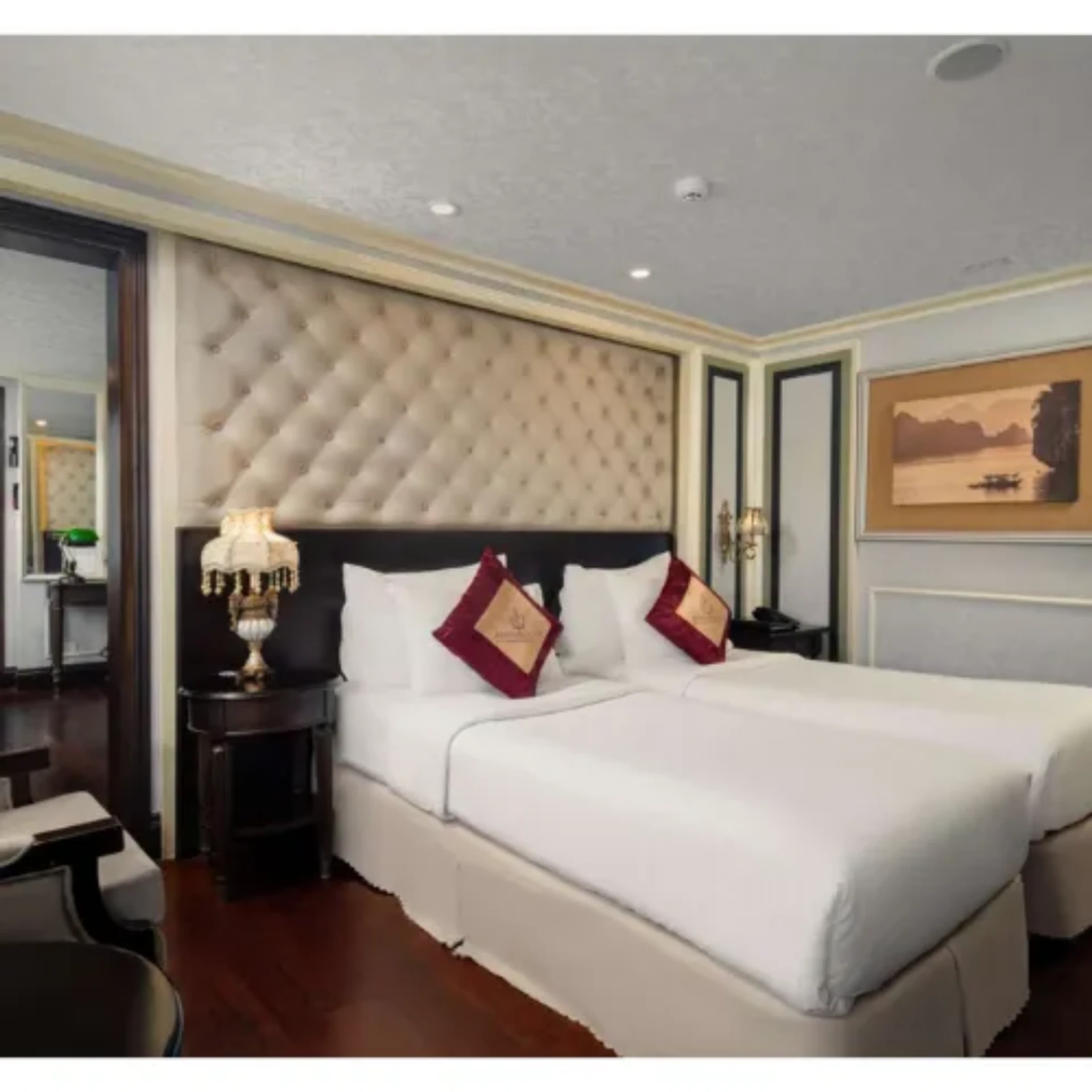 Phòng Gia Đình Elegance Nối Liền